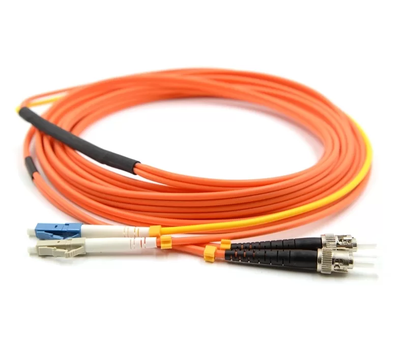 Cable de conexión de acondicionamiento de modo LC ST
