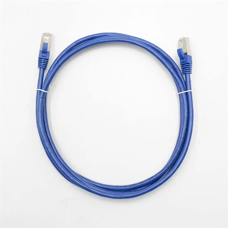 Cable de conexión de red Ethernet Cat6a: la solución de red de alto rendimiento